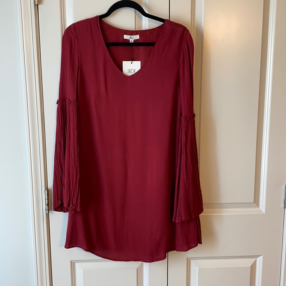 NWT Bell Sleeve Shift Dress